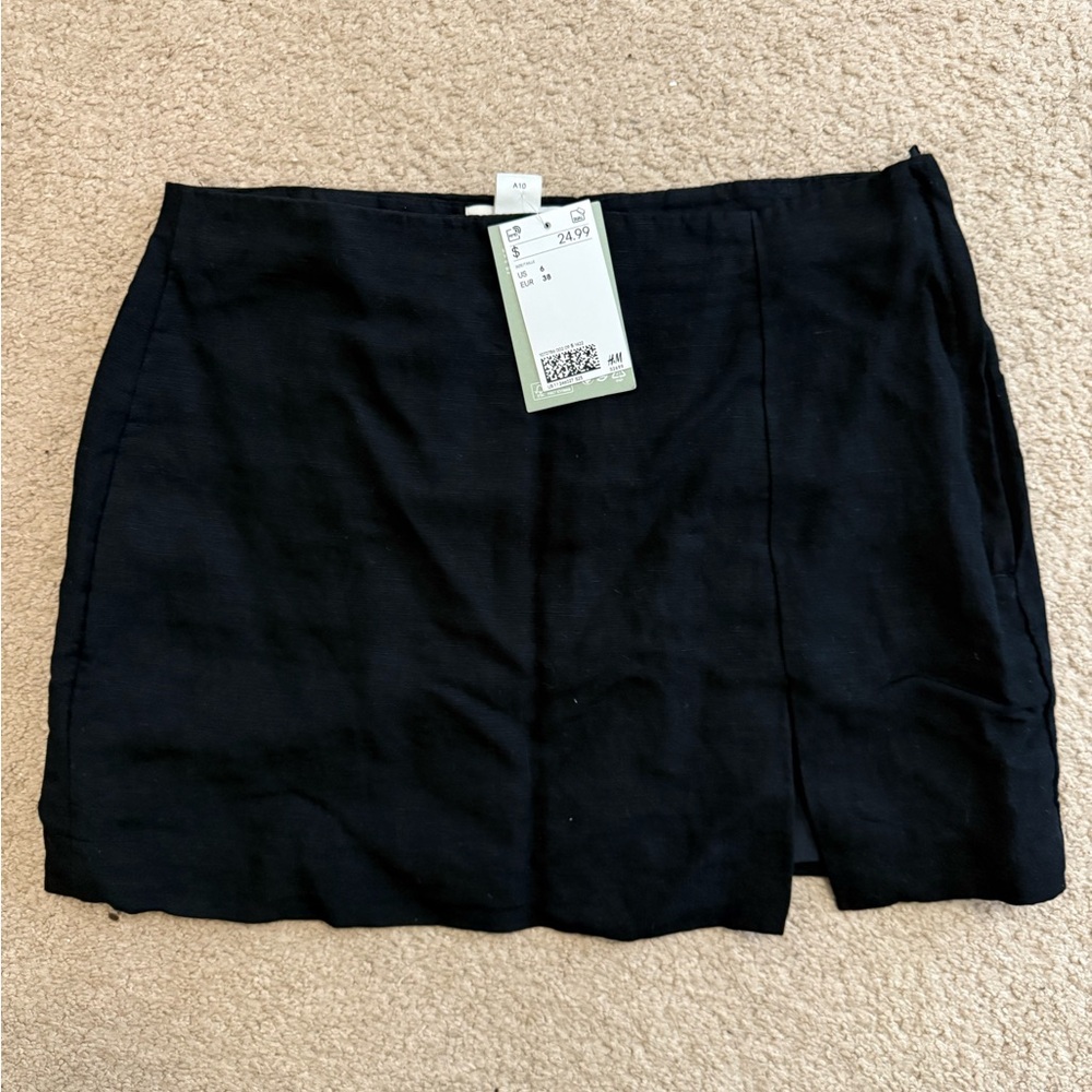 H&M Black Mini Skirt